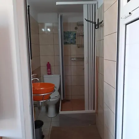 ベッド・アンド・ブレックファスト Anatoli Agios Fokas (Laconia)